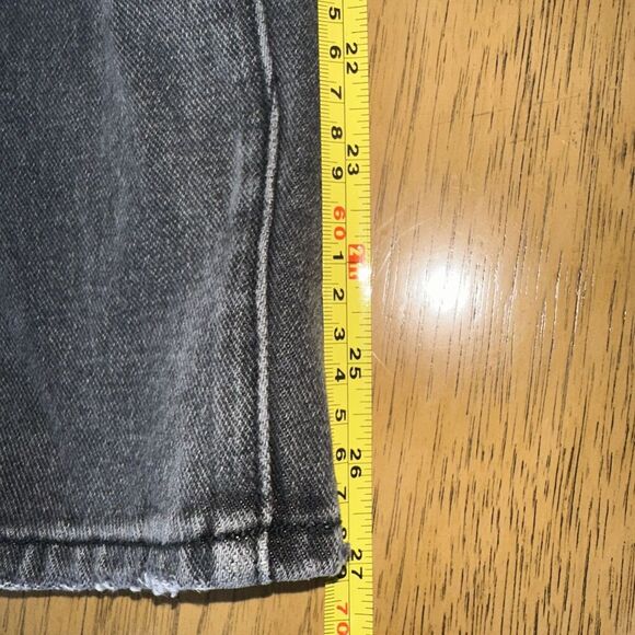Pacsun Jeans Women's Size 26 Black Stone Wash Denim Mom Jean Mid Rise Pockets - Picture 7 of 9